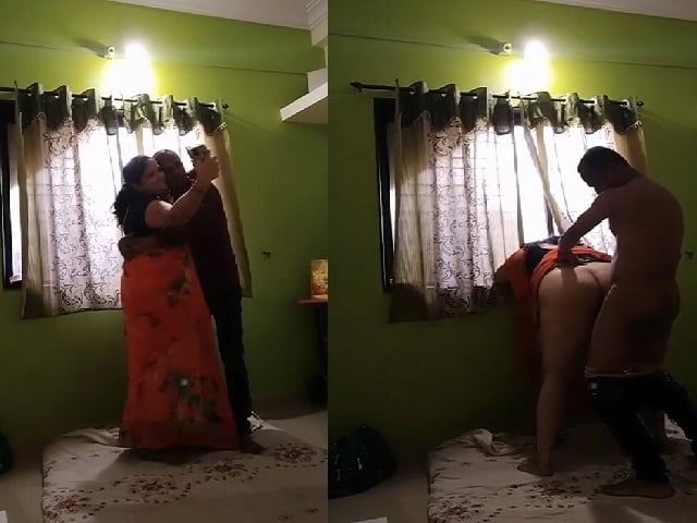 Indian BBW big ass aunty Standing doggy fucking